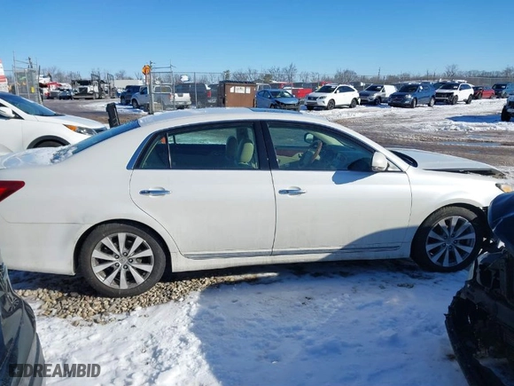 2012 Toyota Avalon with VIN 4T1BK3DB1CU467601, listed as a IAAI auction lot 41309808 with 227,894 mi miles. Bid and sale history available at carsss.com. Image 14.