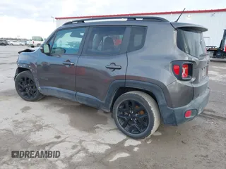 2017 Jeep Renegade Altitude z VIN ZACCJABB7HPE88450, wystawiony jako IAAI lot #41785466 z przebiegiem 119 370 mil mil oraz . Historia ofert i sprzedaży dostępna na DreamBid. Obrazek 3.
