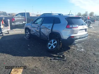 2020 Jeep Cherokee Limited with VIN 1C4PJMDX5LD624643, listed as a IAAI auction lot 41850663 with 89,947 mi miles and . Bid and sale history available at DreamBid. Image 3.