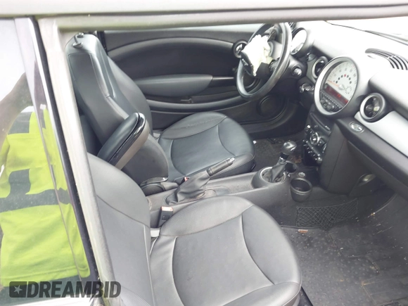 2012 MINI Hardtop with VIN WMWSU3C58CT540024, listed as a IAAI auction lot 42365569 with 103,274 mi miles and . Bid and sale history available at DreamBid. Image 5.