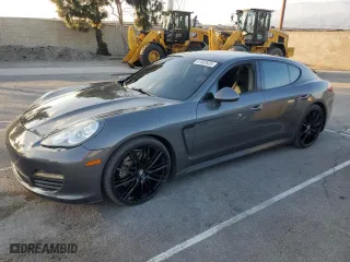 2013 Porsche Panamera S Hybrid with VIN WP0AD2A72DL045039, listed as a Copart auction lot 41502635 with 140,089 mi miles and Clean Title. Bid and sale history available at carsss.com. Image 1.