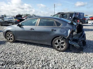 2019 Kia Forte LXS with VIN 3KPF24AD1KE051174, listed as a Copart auction lot 60195915 with 102,530 mi miles and Non repairable. Bid and sale history available at DreamBid. Image 2.