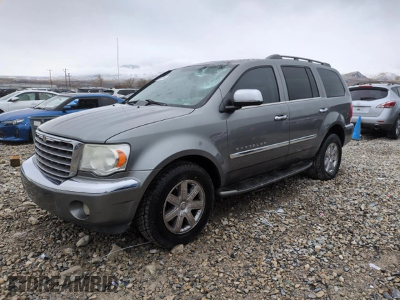 2008 Chrysler Aspen Limited z VIN 1A8HW58N98F122842, wystawiony jako Copart lot #86193384 z przebiegiem 205 049 mil mil oraz Szkoda całkowita • Salvage title. Historia ofert i sprzedaży dostępna na DreamBid. Obrazek 1.