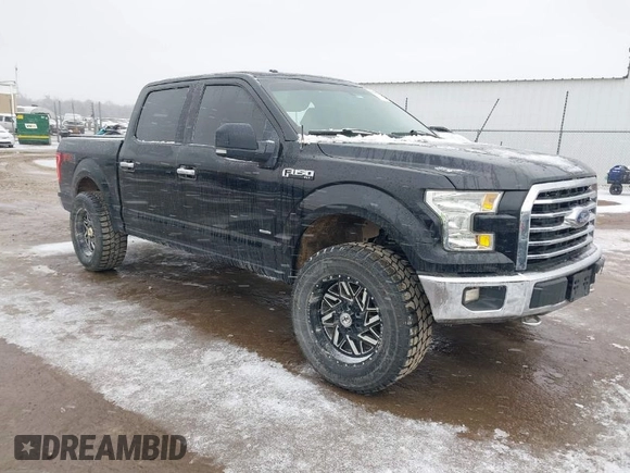 2016 Ford F-150 XLT with VIN 1FTEW1EPXGFA82102, listed as a IAAI auction lot 41560313 with 152,809 mi miles. Bid and sale history available at carsss.com. Image 1.