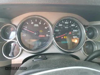 2007 GMC Sierra 2500HD SLT z VIN 1GTHK29677E571403, wystawiony jako Copart lot #48120324 z przebiegiem 252 861 mil mil oraz Szkoda całkowita • Salvage title. Historia ofert i sprzedaży dostępna na DreamBid. Obrazek 9.