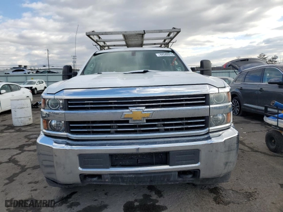 2015 Chevrolet Silverado 2500HD Built After Aug 14 Work Truck with VIN 1GC1KUEG5FF520678, listed as a Copart auction lot 44540915 with 181,083 mi miles and Salvage Title. Bid and sale history available at carsss.com. Image 5.