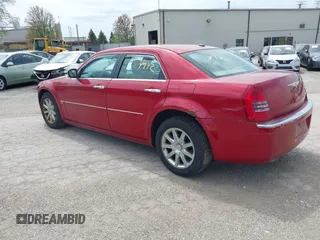 2007 Chrysler 300 C with VIN 2C3KA63H57H684368, listed as a IAAI auction lot 42144972 with 117,478 mi miles. Bid and sale history available at carsss.com. Image 3.
