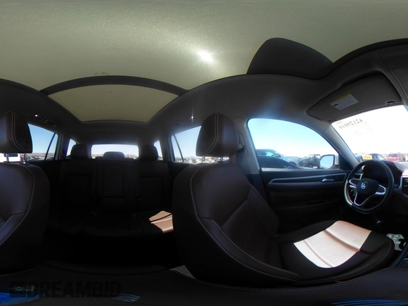 2023 Volkswagen Atlas SE с VIN 1V2JR2CA8PC548121, выставлен на аукционе IAAI как лот 42129010 с пробегом 42 621 миль миль и . История ставок и продаж доступна на DreamBid. Изображение 18.