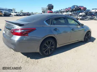 2018 Nissan Altima 2.5 S with VIN 1N4AL3AP9JC263134, listed as a IAAI auction lot 41790231 with 97,721 mi miles. Bid and sale history available at carsss.com. Image 4.