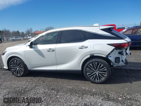 2023 Lexus RX 350 с VIN 2T2BAMCAXPC035688, выставлен на аукционе IAAI как лот 41747819 с пробегом 4 010 миль миль и . История ставок и продаж доступна на DreamBid. Изображение 14.