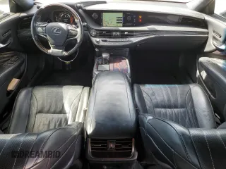 2019 Lexus LS with VIN JTHB51FF8K5007357, listed as a Copart auction lot 46069445 with 78,041 mi miles and Salvage Title. Bid and sale history available at carsss.com. Image 8.