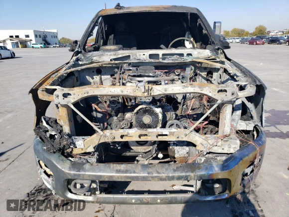 2019 Ram 2500 Laramie with VIN 3C6UR5FL2KG691172, listed as a Copart auction lot 83326524 with 0 mi miles and Non Repairable. Bid and sale history available at carsss.com. Image 5.
