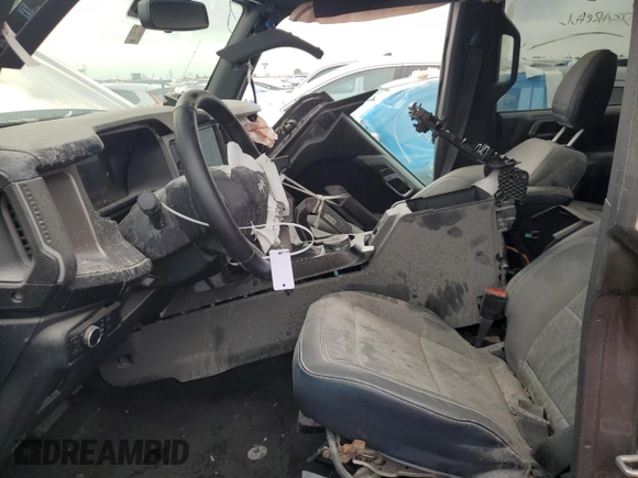 2021 Ford Bronco с VIN 1FMEE5DP7MLB03461, выставлен на аукционе Copart как лот 38855184 с пробегом 6 684 миль миль и Списание • Salvage title. История ставок и продаж доступна на DreamBid. Изображение 7.