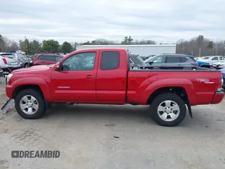 2013 Toyota Tacoma with VIN 5TFUU4EN7DX064437, listed as a IAAI auction lot 41947323 with 170,695 mi miles and . Bid and sale history available at DreamBid. Image 14.