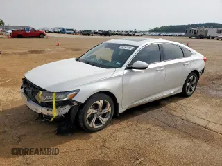 2018 Honda Accord EX z VIN 1HGCV1F44JA241524, wystawiony jako Copart lot #56192165 z przebiegiem 124 266 mil mil oraz Szkoda całkowita • Salvage title. Historia ofert i sprzedaży dostępna na DreamBid. Obrazek 1.