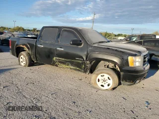 2008 GMC Sierra Denali z VIN 2GTEK638X81268607, wystawiony jako Copart lot #67148574 z przebiegiem 164 727 mil mil oraz Szkody całkowita. Historia ofert i sprzedaży dostępna na DreamBid. Obrazek 4.