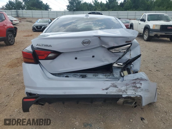 2024 Nissan Altima SR with VIN 1N4BL4CV6RN419717, listed as a Copart auction lot 60755035 with 6,458 mi miles and Salvage title. Bid and sale history available at DreamBid. Image 6.
