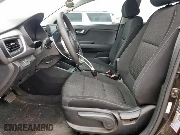 2020 Kia Rio S with VIN 3KPA24AD3LE337281, listed as a Copart auction lot 53902985 with 87,156 mi miles and Clean Title. Bid and sale history available at carsss.com. Image 7.