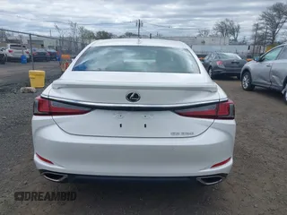 2021 Lexus ES 350 with VIN 58ADZ1B10MU082396, listed as a IAAI auction lot 42045686 with 36,208 mi miles and . Bid and sale history available at DreamBid. Image 16.