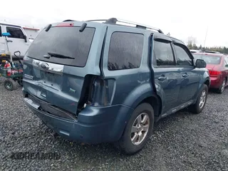2011 Ford Escape Limited with VIN 1FMCU9EG1BKB25815, listed as a IAAI auction lot 41937422 with 166,207 mi miles. Bid and sale history available at carsss.com. Image 4.