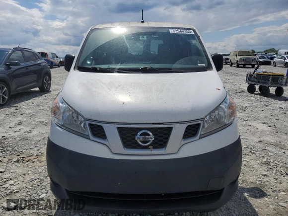 2015 Nissan NV200 SV with VIN 3N6CM0KN6FK725143, listed as a Copart auction lot 52940355 with 172,790 mi miles and Salvage title. Bid and sale history available at DreamBid. Image 5.