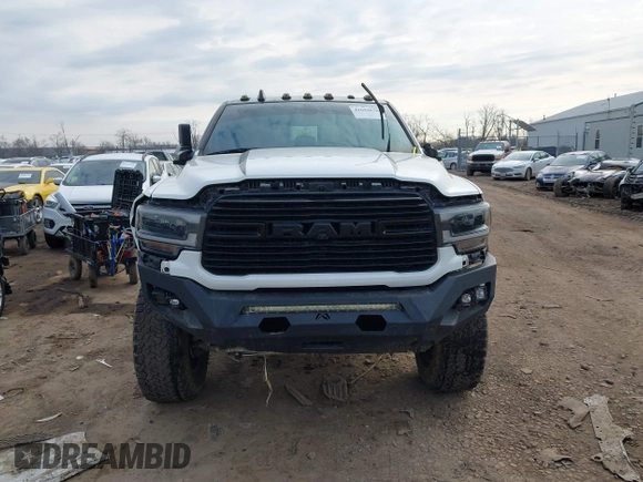 2020 Ram 2500 Laramie with VIN 3C6UR5NL9LG101116, listed as a IAAI auction lot 41694638 with 92,472 mi miles. Bid and sale history available at carsss.com. Image 12.