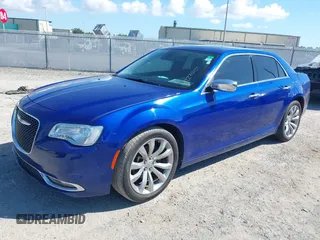 2018 Chrysler 300 Limited z VIN 2C3CCAEG8JH243461, wystawiony jako IAAI lot #42276459 z przebiegiem 111 750 mil mil oraz . Historia ofert i sprzedaży dostępna na DreamBid. Obrazek 17.