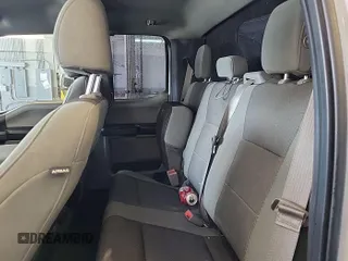 2018 Ford F-150 XL z VIN 1FTFX1E58JKF35180, wystawiony jako IAAI lot #42782023 z przebiegiem 105 516 mil mil oraz . Historia ofert i sprzedaży dostępna na DreamBid. Obrazek 32.