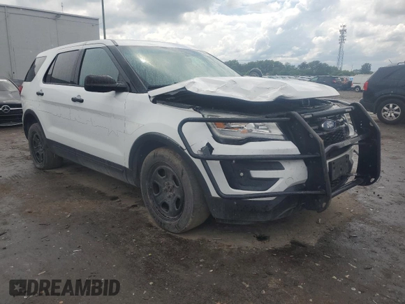 2016 Ford Police Interceptor Utility z VIN 1FM5K8AR2GGC50476, wystawiony jako Copart lot #56412205 z przebiegiem 146 986 mil mil oraz Tytuł czysty. Historia ofert i sprzedaży dostępna na DreamBid. Obrazek 4.