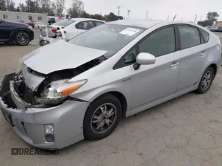 2011 Toyota Prius I with VIN JTDKN3DU5B0261149, listed as a IAAI auction lot 42041188 with 190,787 mi miles. Bid and sale history available at carsss.com. Image 2.