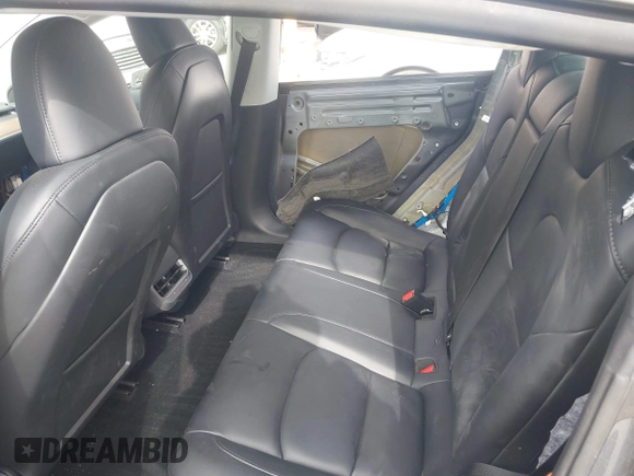 2023 Tesla Model 3 z VIN 5YJ3E1EA0PF577869, wystawiony jako IAAI lot #41468956 z przebiegiem 38 760 mil mil oraz . Historia ofert i sprzedaży dostępna na DreamBid. Obrazek 8.