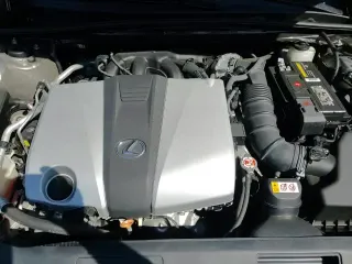 2019 Lexus ES 350 z VIN 58ABZ1B14KU027017, wystawiony jako Copart lot #81154515 z przebiegiem 51 023 mil mil oraz Szkoda całkowita • Salvage title. Historia ofert i sprzedaży dostępna na DreamBid. Obrazek 14.
