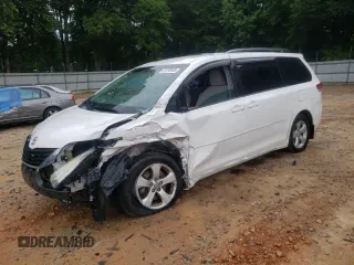 2011 Toyota Sienna LE AAS with VIN 5TDKK3DC1BS114369, listed as a Copart auction lot 61378955 with 168,782 mi miles and Salvage title. Bid and sale history available at DreamBid. Image 1.