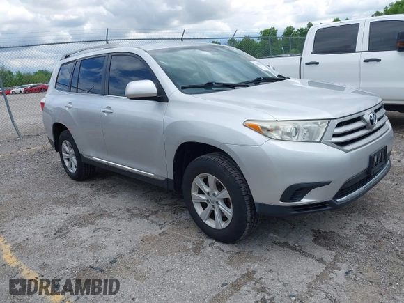 2013 Toyota Highlander with VIN 5TDZA3EH0DS037993, listed as a IAAI auction lot 42180685 with 212,729 mi miles and . Bid and sale history available at DreamBid. Image 1.
