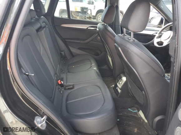 2018 BMW X1 xDrive28i with VIN WBXHT3C35J5L27034, listed as a Copart auction lot 46156355 with 116,207 mi miles and Salvage Title. Bid and sale history available at carsss.com. Image 10.