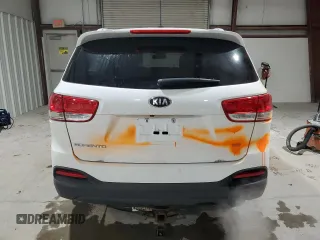 2017 Kia Sorento LX with VIN 5XYPGDA32HG321814, listed as a Copart auction lot 87640985 with 77,717 mi miles and Non Repairable. Bid and sale history available at carsss.com. Image 6.