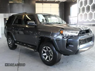 2019 Toyota 4Runner SR5 with VIN JTEBU5JRXK5618760, listed as a Copart auction lot 62923305 with 97,399 mi miles and Salvage title. Bid and sale history available at DreamBid. Image 1.