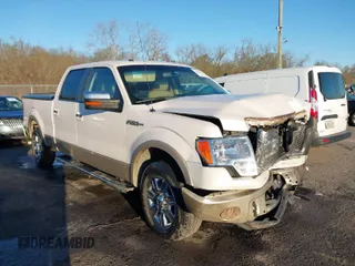 2010 Ford F-150 XL with VIN 1FTFW1CV9AKA21313, listed as a IAAI auction lot 41792249 with 261,892 mi miles. Bid and sale history available at carsss.com. Image 1.