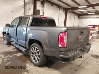 2021 GMC Canyon 4WD Denali with VIN 1GTG6EEN4M1287194, listed as a IAAI auction lot 41571729 with 21,704 mi miles. Bid and sale history available at carsss.com. Image 3.