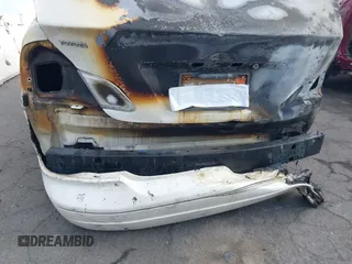 2000 Toyota Avalon XL z VIN 4T1BF28B1YU010240, wystawiony jako IAAI lot #40956040 z przebiegiem Nie podano mil oraz . Historia ofert i sprzedaży dostępna na DreamBid. Obrazek 11.