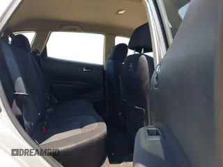 2011 Nissan Rogue SV z VIN JN8AS5MT0BW568320, wystawiony jako IAAI lot #42449050 z przebiegiem 195 948 mil mil oraz . Historia ofert i sprzedaży dostępna na DreamBid. Obrazek 8.