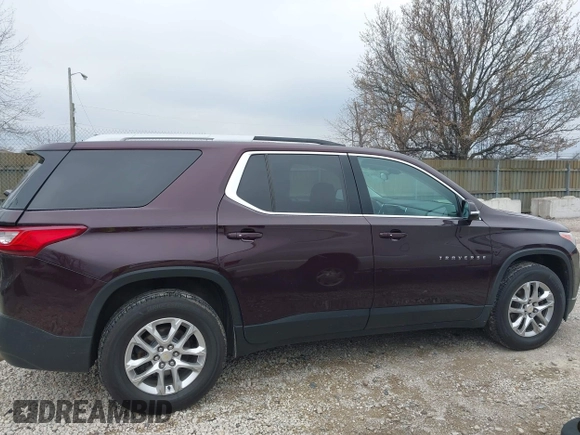 2018 Chevrolet Traverse LT Cloth z VIN 1GNERGKW2JJ282845, wystawiony jako IAAI lot #41990694 z przebiegiem 101 659 mil mil oraz . Historia ofert i sprzedaży dostępna na DreamBid. Obrazek 13.