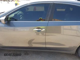 2017 Nissan Altima SR z VIN 1N4AL3AP9HC253312, wystawiony jako IAAI lot #42019699 z przebiegiem 139 440 mil mil oraz . Historia ofert i sprzedaży dostępna na DreamBid. Obrazek 14.