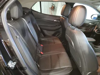 2021 Buick Encore GX Essence z VIN KL4MMGSL8MB138024, wystawiony jako Copart lot #48234935 z przebiegiem 48 960 mil mil oraz Szkoda całkowita • Salvage title. Historia ofert i sprzedaży dostępna na DreamBid. Obrazek 11.