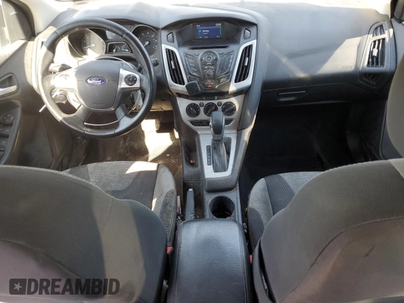 2014 Ford Focus SE with VIN 1FADP3K28EL458278, listed as a Copart auction lot 49531925 with 193,334 mi miles and Clean Title. Bid and sale history available at carsss.com. Image 8.