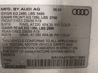 2024 Audi Q5 S line Premium z VIN WA1GAAFY8R2116024, wystawiony jako IAAI lot #41628404 z przebiegiem 4966 mil mil oraz . Historia ofert i sprzedaży dostępna na DreamBid. Obrazek 9.