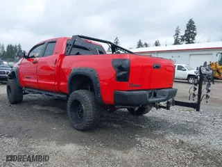2007 Toyota Tundra SR5 with VIN 5TFBV54137X021131, listed as a IAAI auction lot 41723897 with 1 mi miles. Bid and sale history available at carsss.com. Image 3.