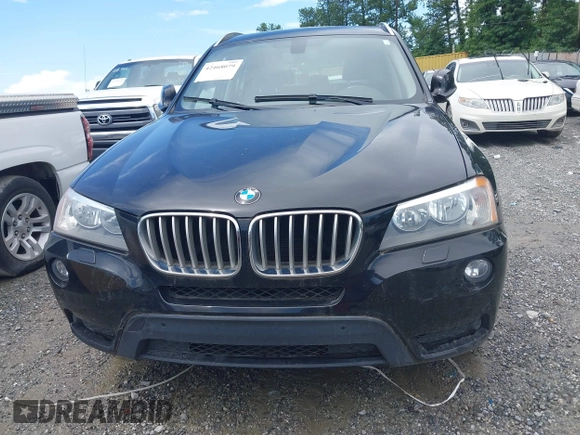 2014 BMW X3 xDrive28i z VIN 5UXWX9C54E0D40939, wystawiony jako IAAI lot #42468079 z przebiegiem Nie podano mil oraz . Historia ofert i sprzedaży dostępna na DreamBid. Obrazek 12.