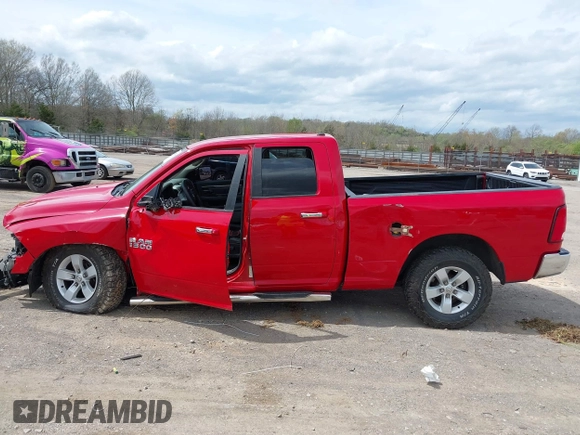 2017 Ram 1500 SLT z VIN 1C6RR7GG0HS578017, wystawiony jako IAAI lot #41935144 z przebiegiem 173 655 mil mil oraz . Historia ofert i sprzedaży dostępna na DreamBid. Obrazek 14.