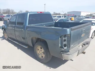 2010 Chevrolet Silverado 1500 LT with VIN 3GCRCSE07AG256393, listed as a IAAI auction lot 41735987 with 157,543 mi miles. Bid and sale history available at carsss.com. Image 3.